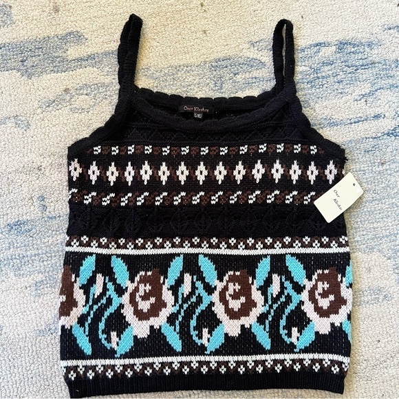 over Kleshas Tops - CROCHET CROPPED TANK FLORAL DESIGN SIZE LARGE NWT